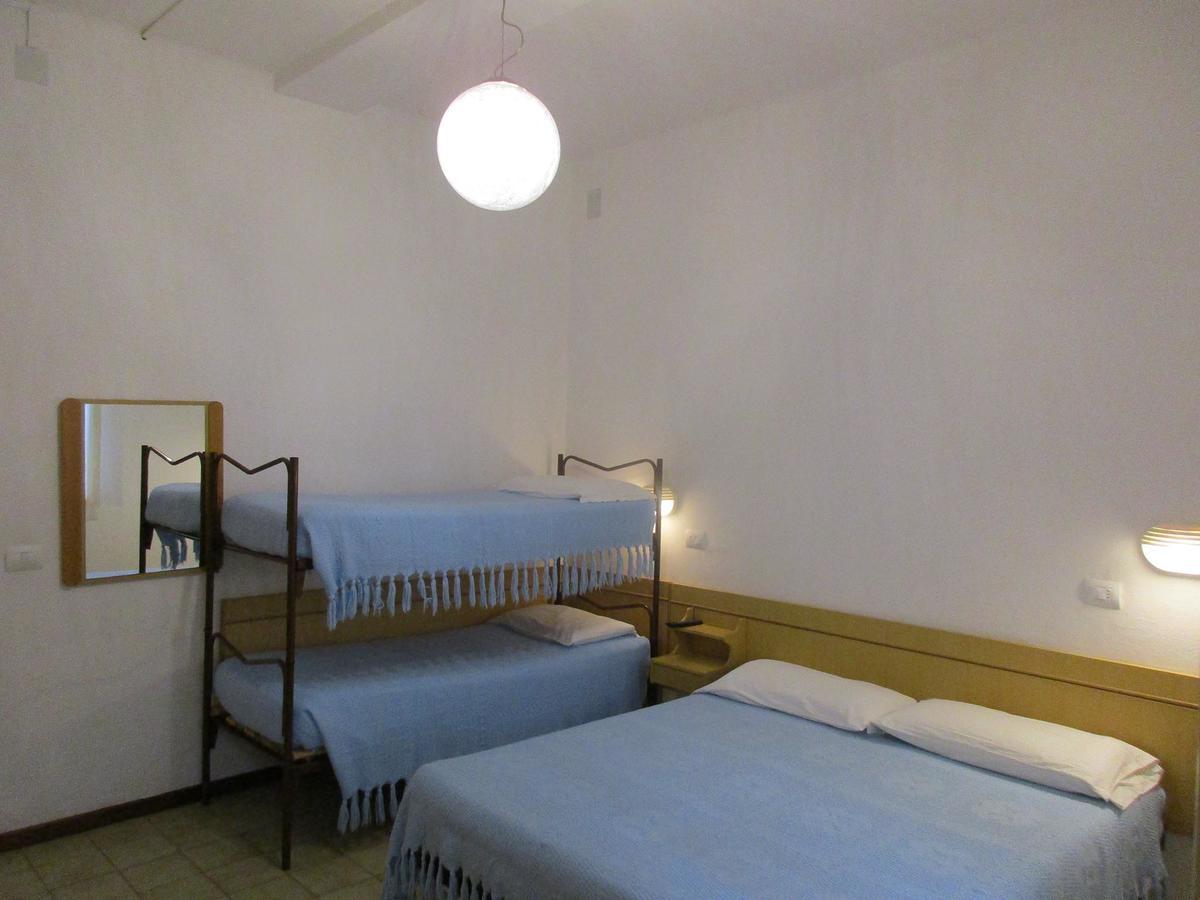 Hotel Pensione Ornella Cesenatico Exterior foto