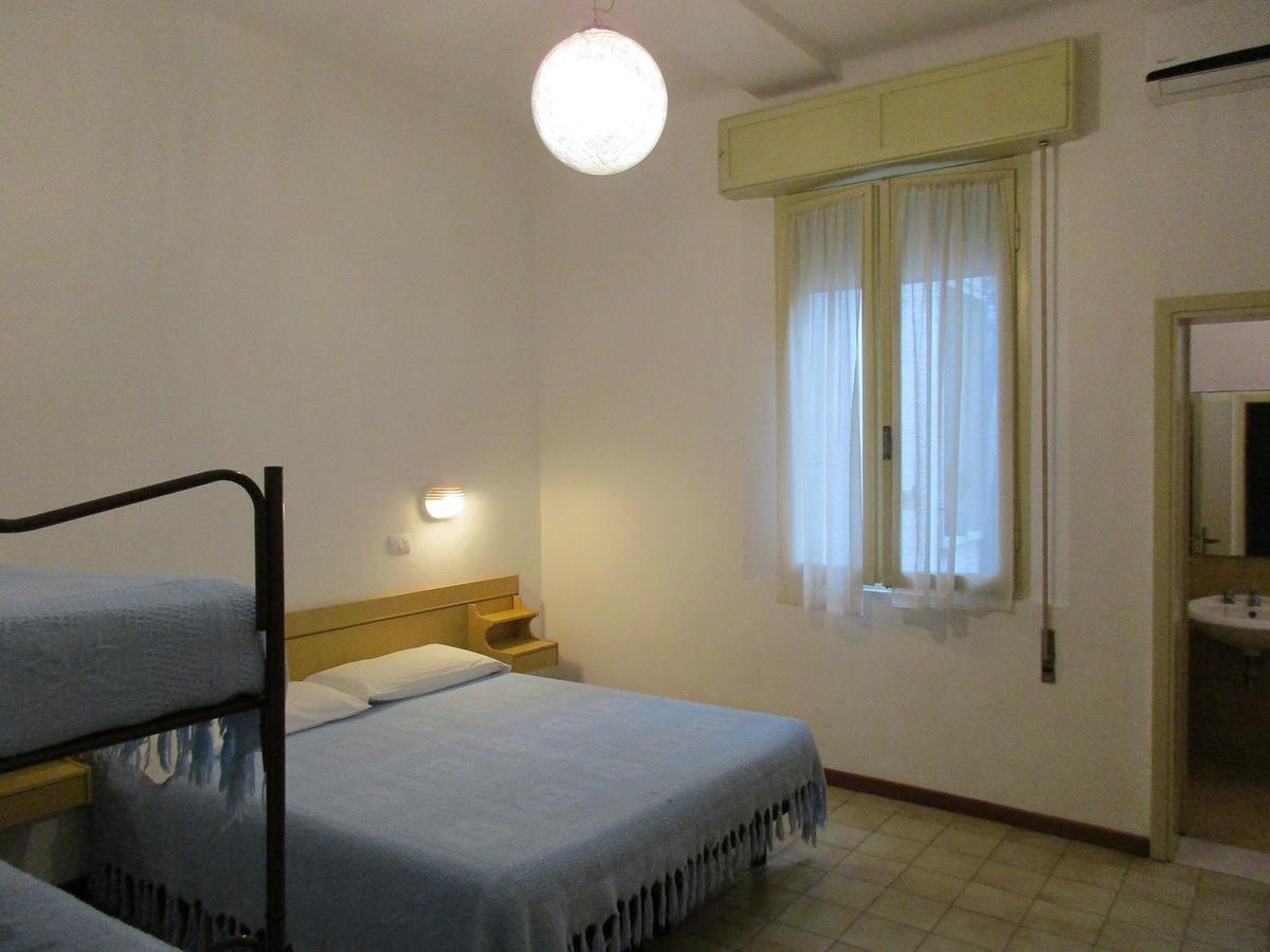 Hotel Pensione Ornella Cesenatico Exterior foto
